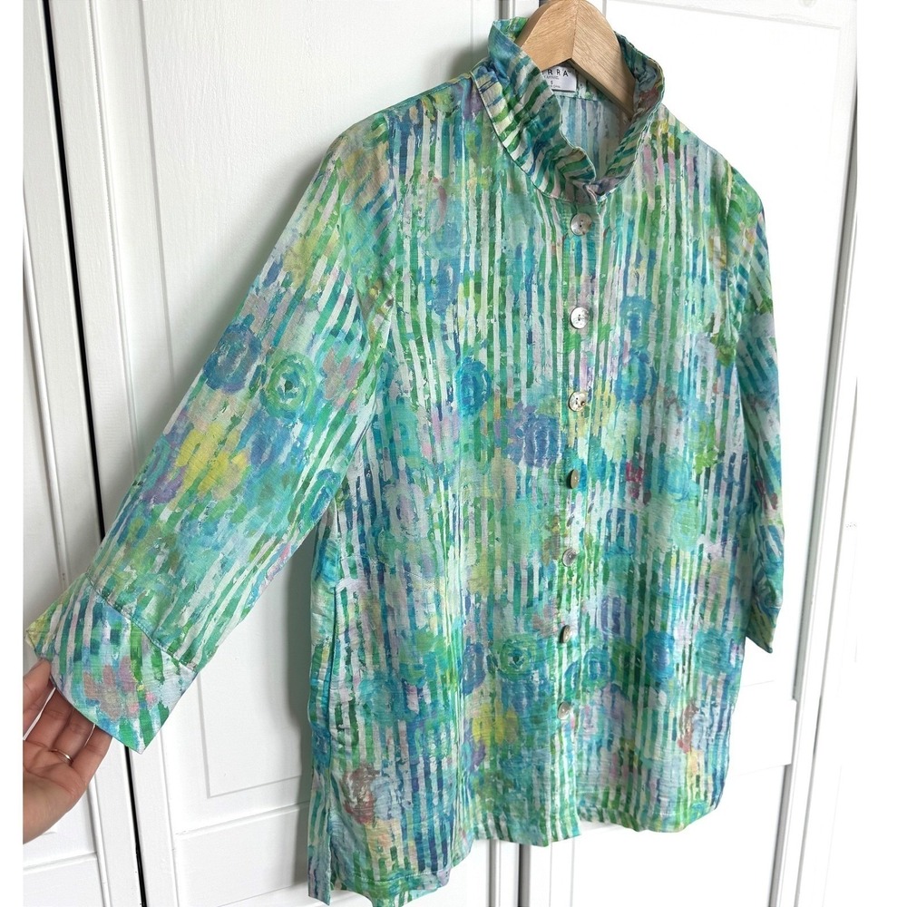 Terra SJ Watercolor Stripe Ruffle Collar Button Up Green Art to wear tunic - Picture 4 of 12
